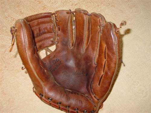 Wilson A2000 Front
